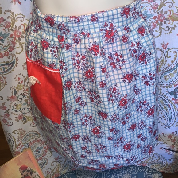Vintage, handmade apron ~EUC - Picture 6 of 15